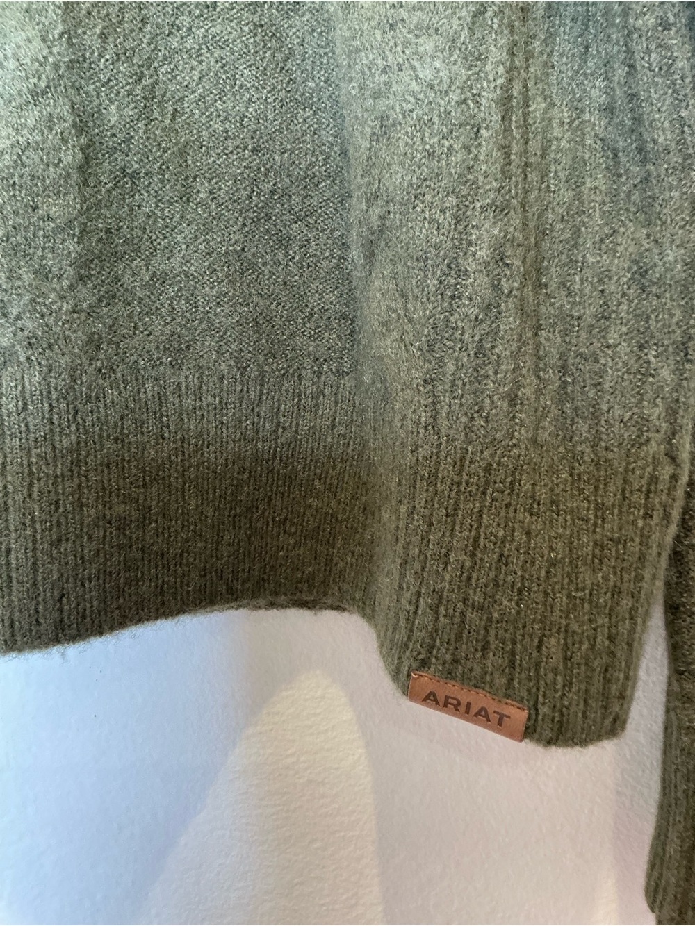 Ariat Novato Wool Blend Sweater in Olive Green Horse Bit Detail Size Small - Picture 8 of 16